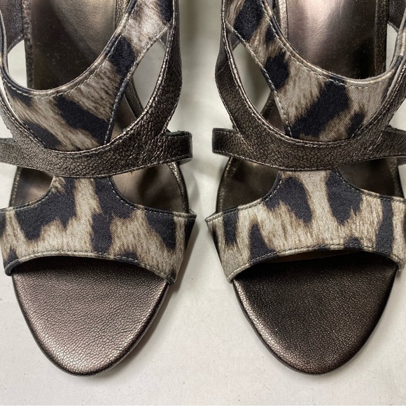 Guess Stiletto Animal Shoe 8 NWT - Picture 2 of 8